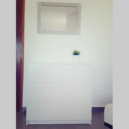 Old Town Apartment *